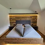 Апартаменти Roasthof