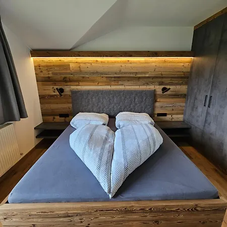 Roasthof Apartment *