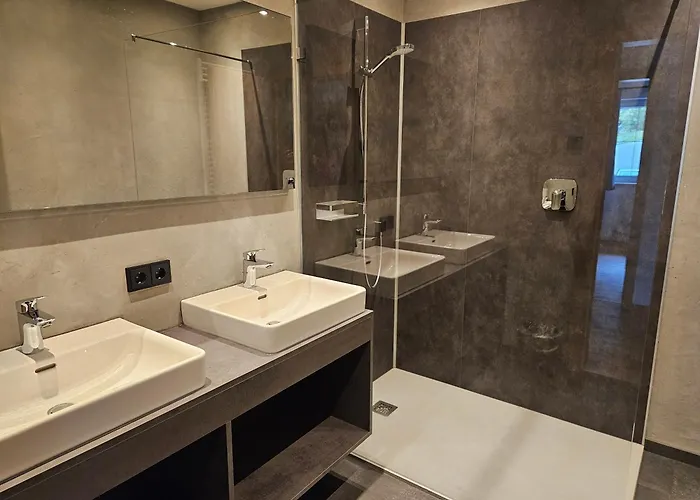 Roasthof ניוסטיפט אים סטובאיטל